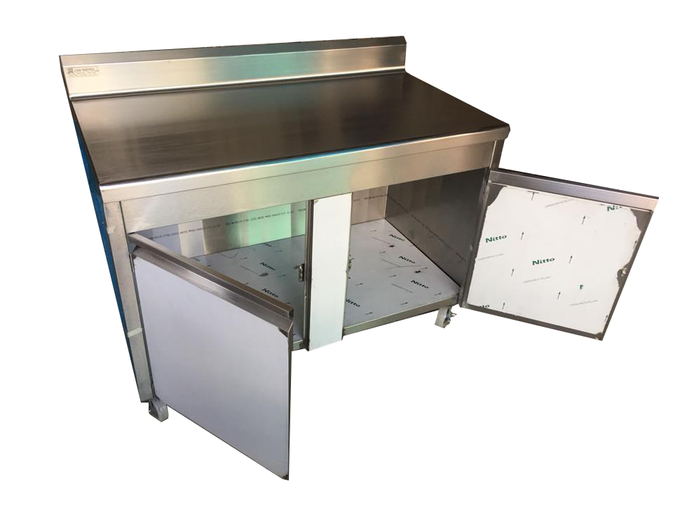 MAINOX mesa con  gabiente y puertas  fabricado en acero inoxidable